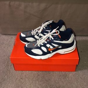 Size 6Y Nike Max Air